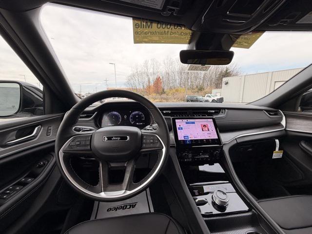 new 2025 Jeep Grand Cherokee car, priced at $44,811