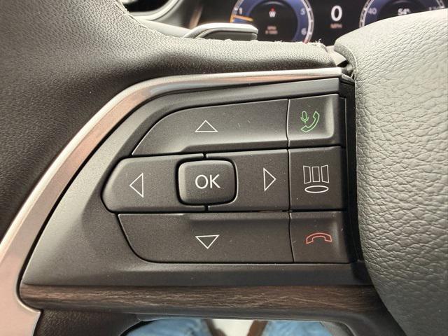 new 2025 Jeep Grand Cherokee car, priced at $44,811