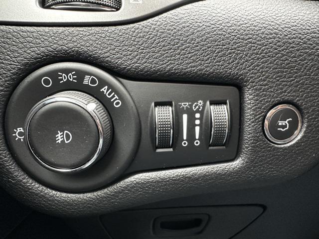 used 2022 Jeep Cherokee car, priced at $23,491