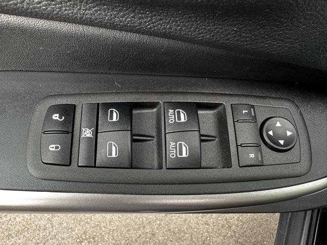 used 2022 Jeep Cherokee car, priced at $23,491