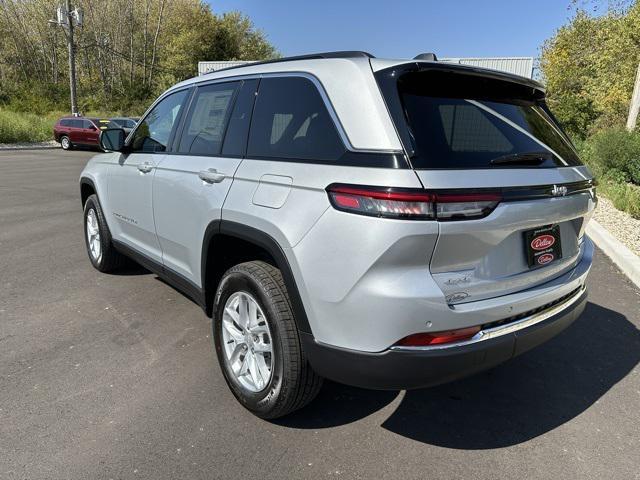 new 2025 Jeep Grand Cherokee car, priced at $41,094