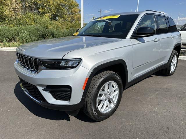 new 2025 Jeep Grand Cherokee car, priced at $41,094