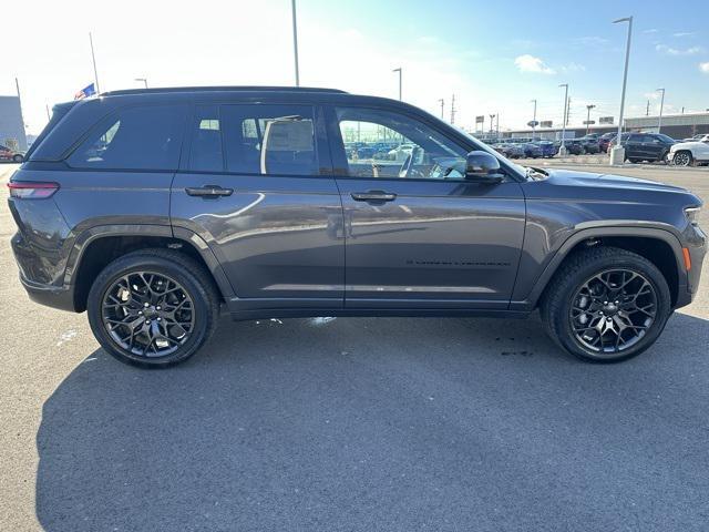 new 2025 Jeep Grand Cherokee car, priced at $66,290