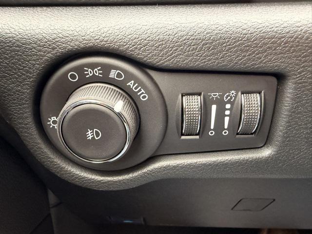 new 2026 Chrysler Pacifica car, priced at $44,080