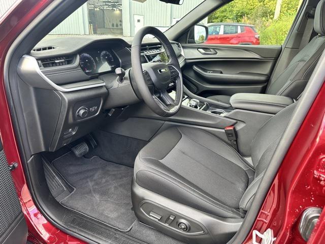 new 2025 Jeep Grand Cherokee L car, priced at $41,735