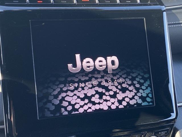 new 2024 Jeep Grand Cherokee car, priced at $44,805