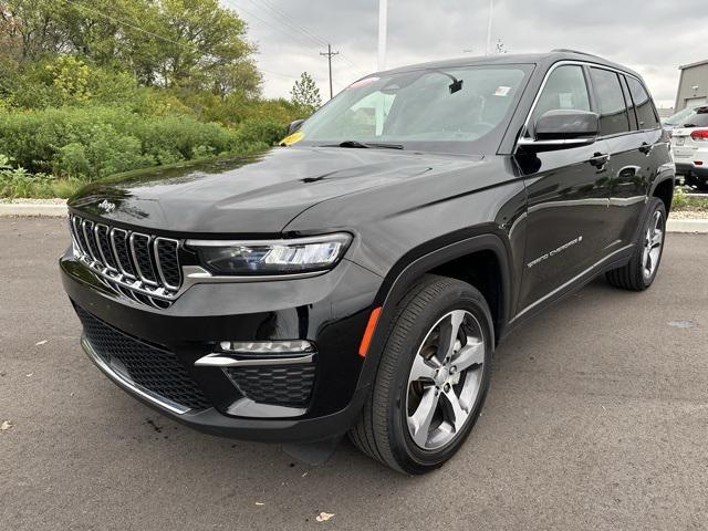 used 2023 Jeep Grand Cherokee car, priced at $33,000