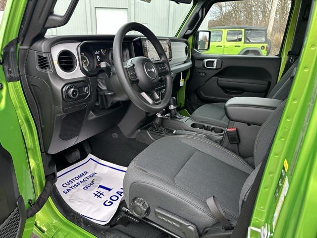 new 2025 Jeep Wrangler car, priced at $39,420