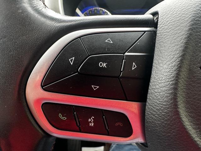 used 2020 Chrysler Pacifica car, priced at $18,500