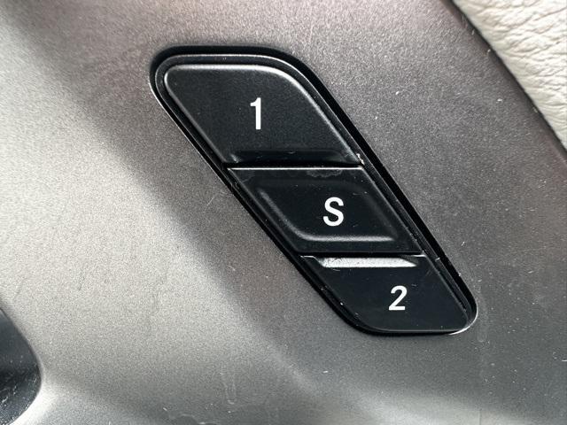 used 2020 Chrysler Pacifica car, priced at $18,500