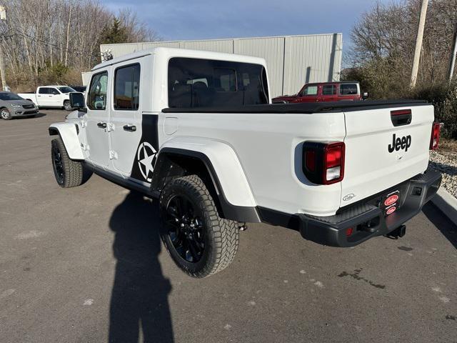 new 2025 Jeep Gladiator car, priced at $42,195