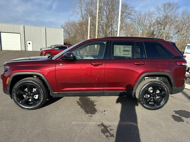 new 2025 Jeep Grand Cherokee car, priced at $51,904