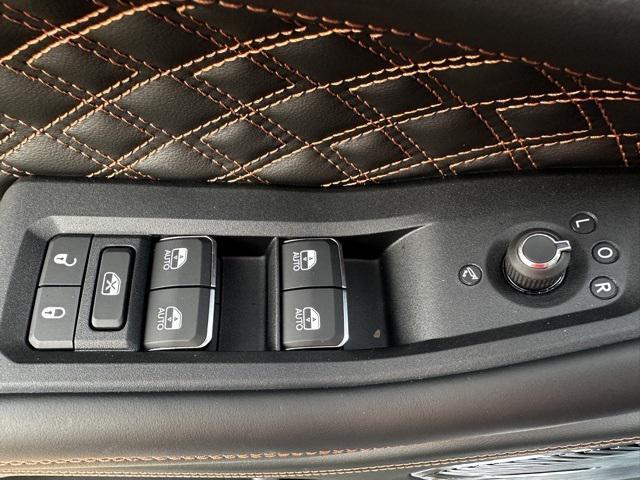 new 2025 Jeep Grand Cherokee car, priced at $63,406