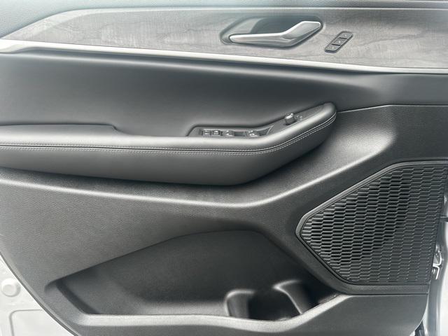 new 2025 Jeep Grand Cherokee L car, priced at $49,705