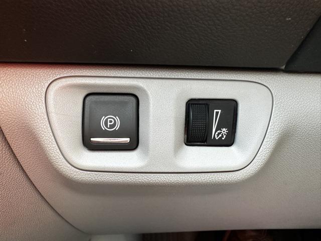used 2021 GMC Acadia car, priced at $23,991