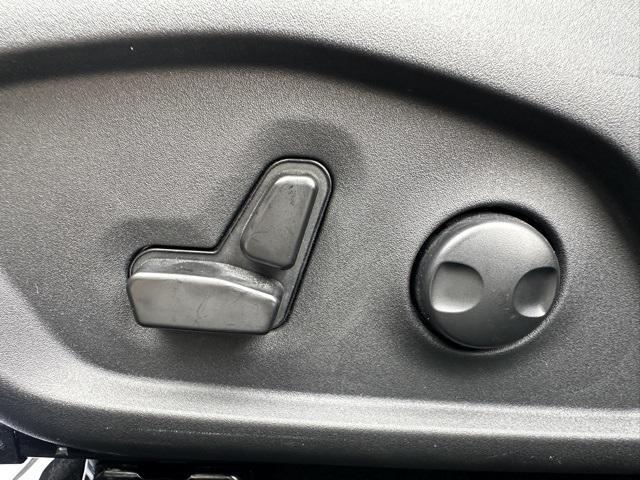 used 2023 Jeep Compass car, priced at $27,500