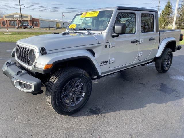 new 2024 Jeep Gladiator car, priced at $38,617