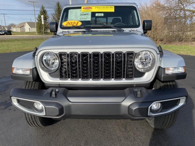 new 2024 Jeep Gladiator car, priced at $38,617