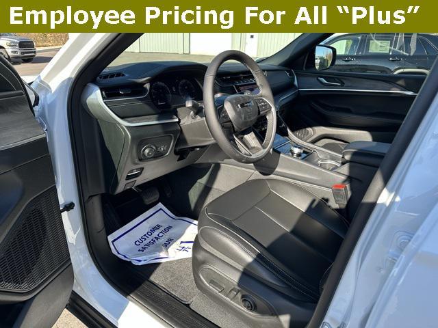 new 2025 Jeep Grand Cherokee L car, priced at $49,365