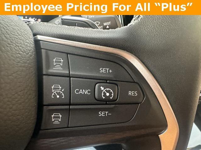 new 2025 Jeep Grand Cherokee car, priced at $39,352