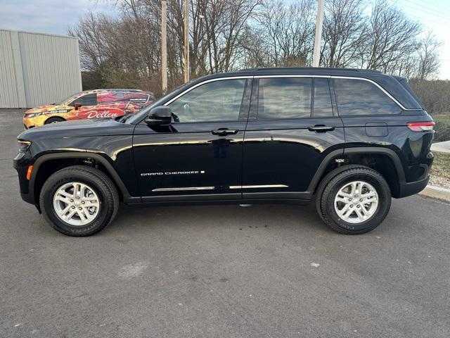 new 2025 Jeep Grand Cherokee car, priced at $41,022