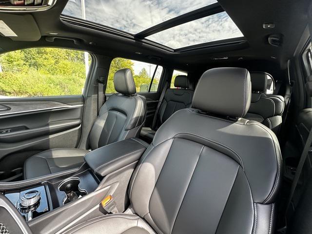 new 2025 Jeep Grand Cherokee L car, priced at $46,043