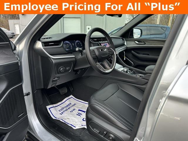 new 2025 Jeep Grand Cherokee L car, priced at $52,243