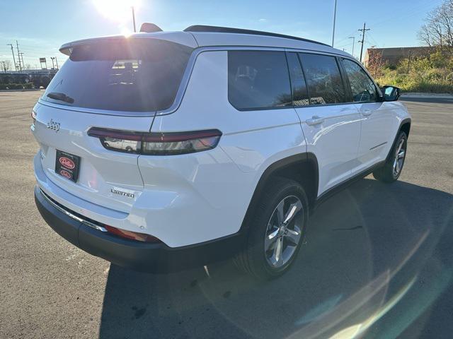 new 2025 Jeep Grand Cherokee L car, priced at $54,004