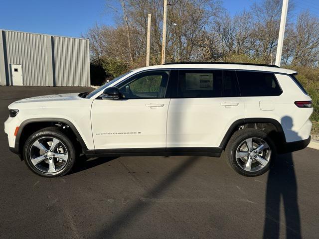 new 2025 Jeep Grand Cherokee L car, priced at $54,004