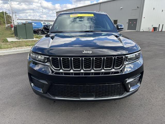 new 2025 Jeep Grand Cherokee car, priced at $41,094