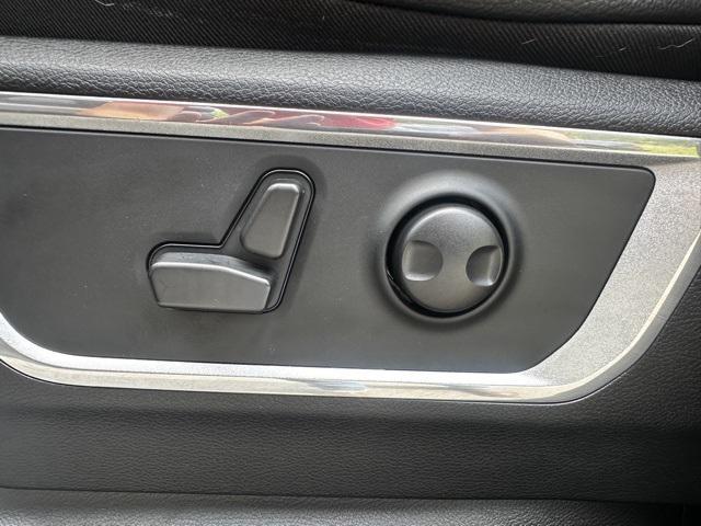 used 2022 Ram 1500 car, priced at $38,000