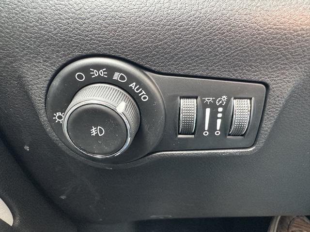 used 2024 Jeep Compass car, priced at $28,000