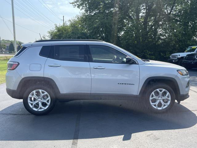 new 2024 Jeep Compass car, priced at $28,020