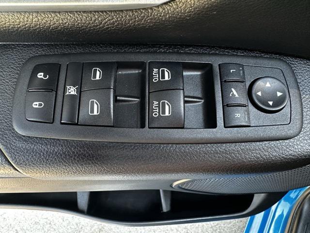 used 2022 Ram 1500 car, priced at $33,991