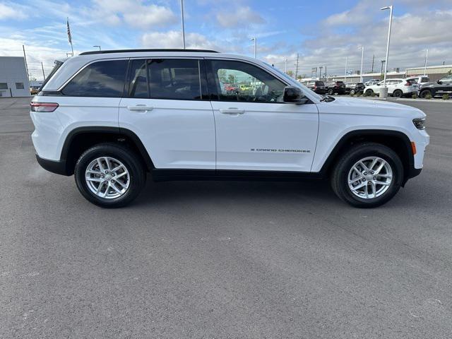 new 2025 Jeep Grand Cherokee car, priced at $41,162