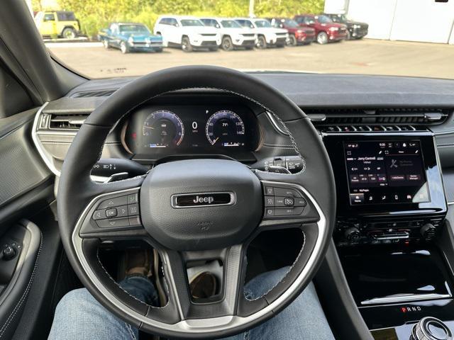 new 2025 Jeep Grand Cherokee car, priced at $41,162