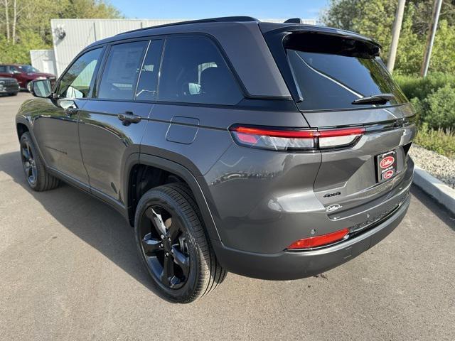 new 2025 Jeep Grand Cherokee car, priced at $47,008