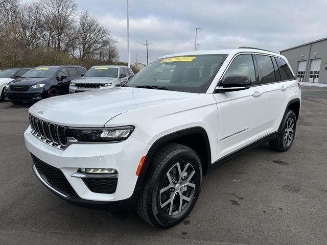 new 2025 Jeep Grand Cherokee car, priced at $47,880