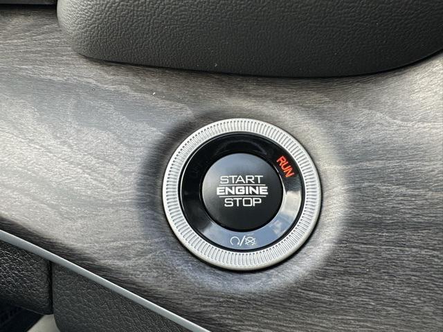new 2025 Jeep Grand Cherokee L car, priced at $47,147
