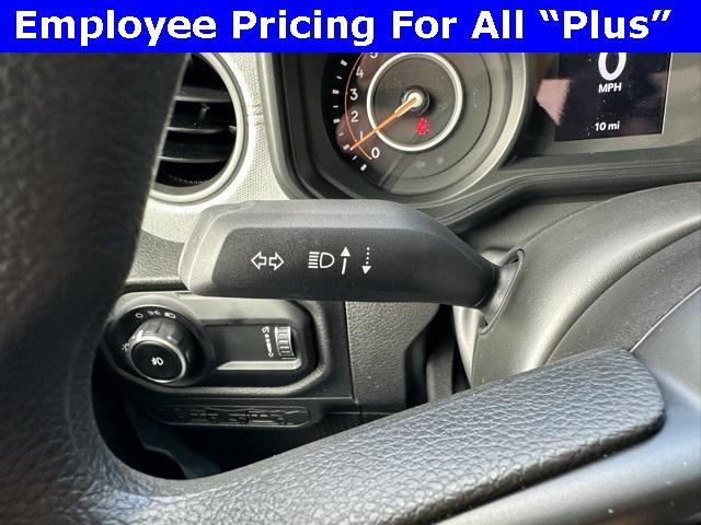 new 2025 Jeep Wrangler car, priced at $40,258