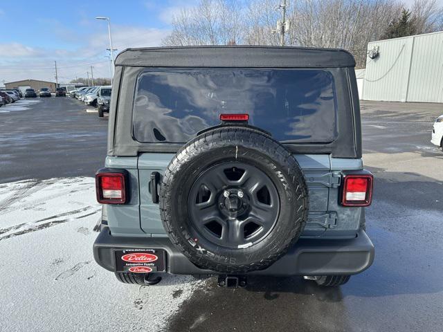 new 2025 Jeep Wrangler car, priced at $39,187