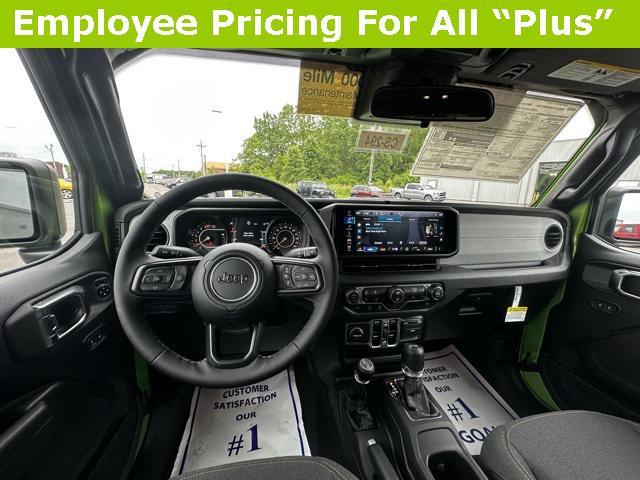new 2025 Jeep Wrangler car, priced at $44,594