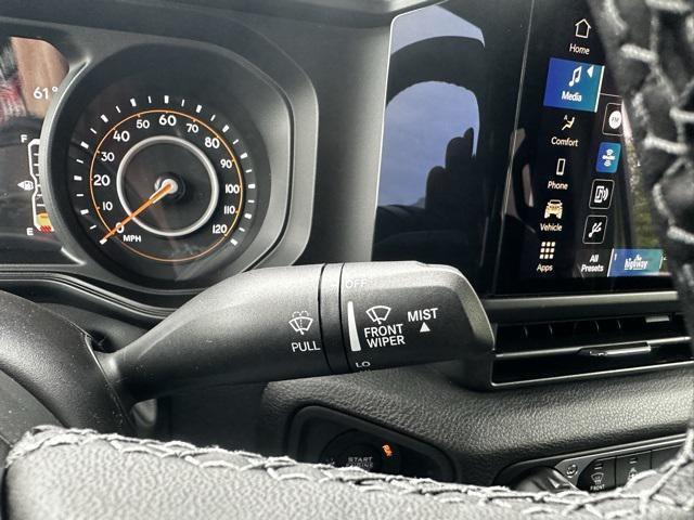 new 2025 Jeep Wrangler car, priced at $45,359