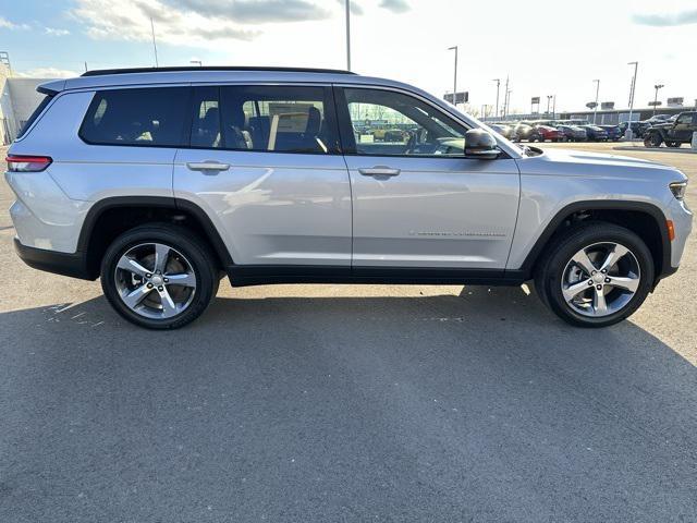 new 2025 Jeep Grand Cherokee L car, priced at $51,054