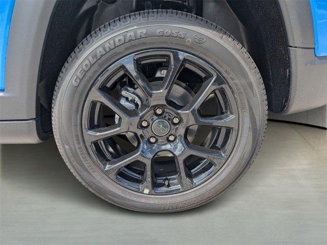 new 2025 Jeep Compass car, priced at $24,359