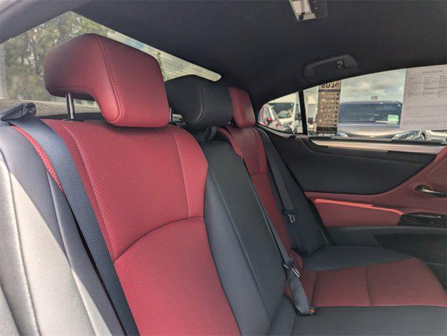 used 2022 Lexus ES 350 car, priced at $35,991