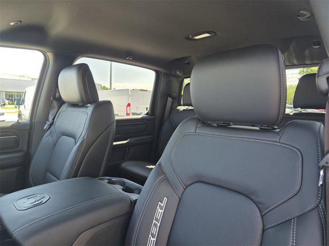 new 2025 Ram 1500 car, priced at $62,031