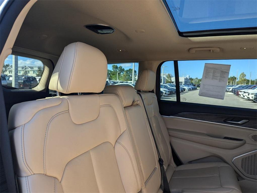 used 2021 Jeep Grand Cherokee L car, priced at $25,551