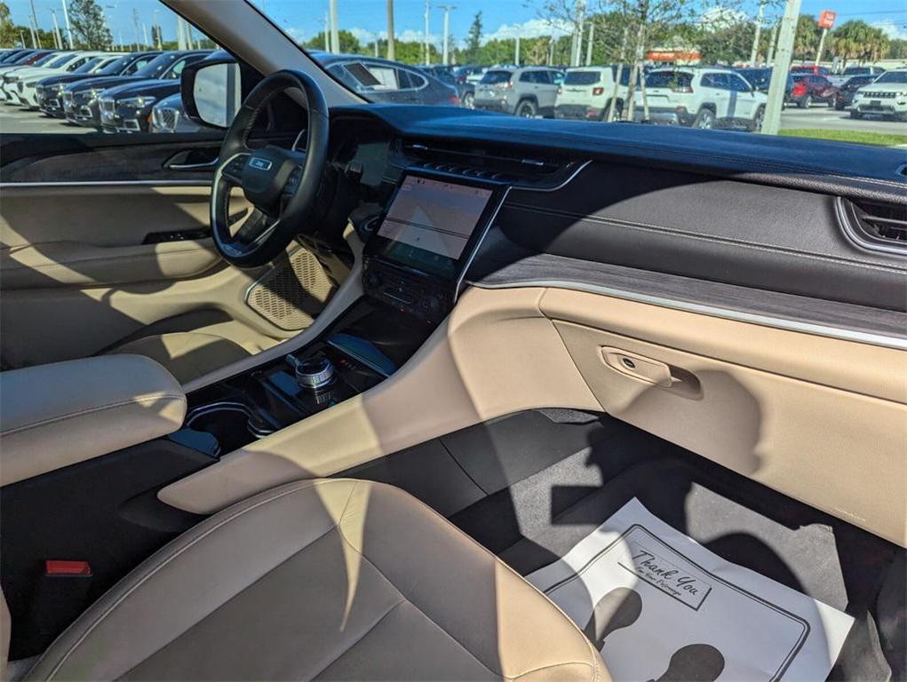 used 2021 Jeep Grand Cherokee L car, priced at $25,551