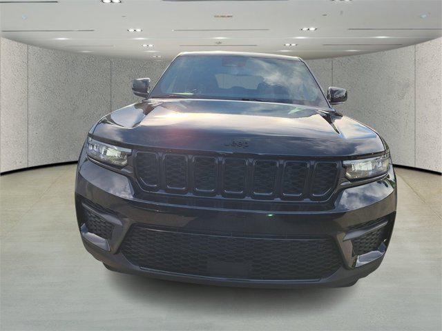 new 2024 Jeep Grand Cherokee car, priced at $36,678